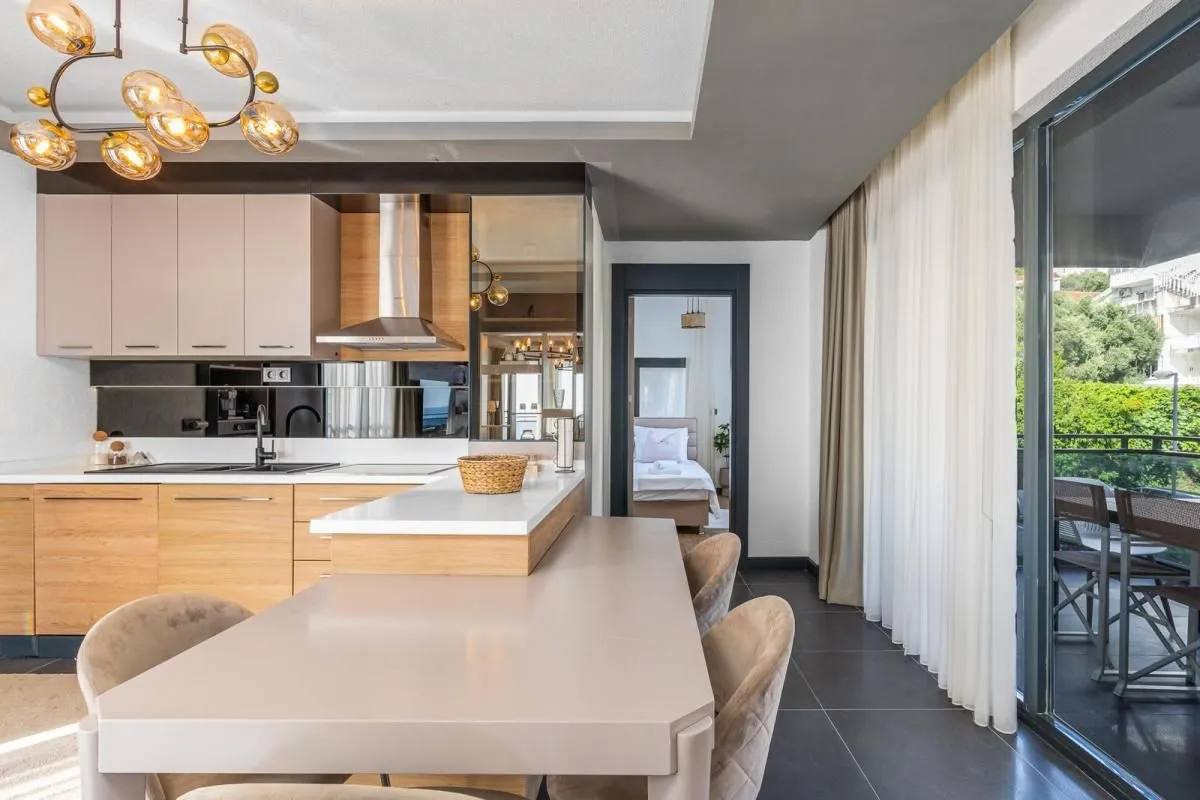 Квартира с 3 спальнями в Свети-Стефане, 131 м² 4