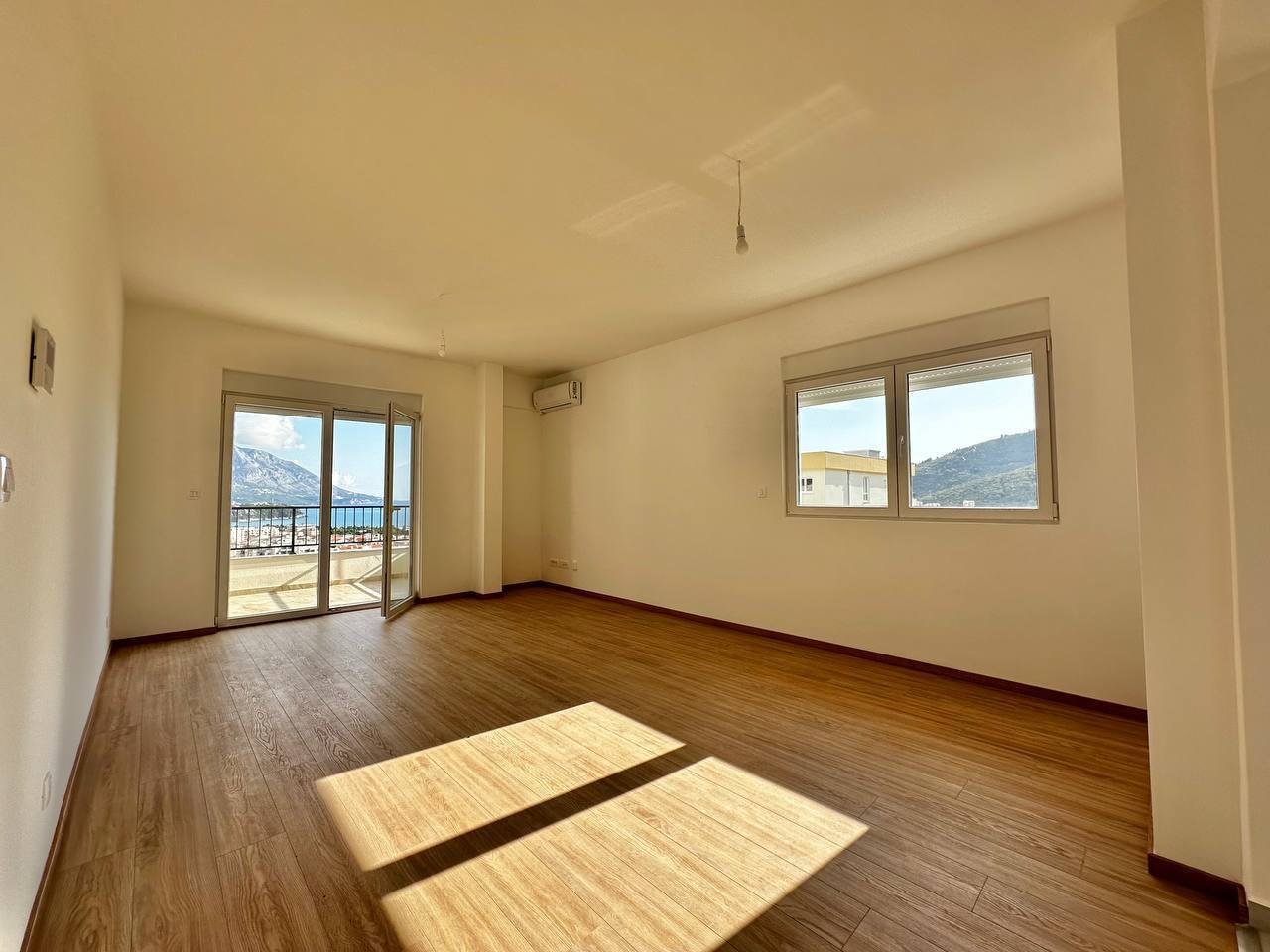 Квартира с 3 спальнями в Будве, 92 м² 2
