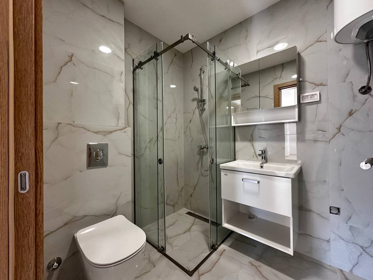 Квартира с 3 спальнями в Будве, 92 м² 4