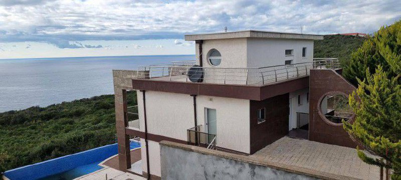 Дом с 3 спальнями в Кримовице, 300 м² 4