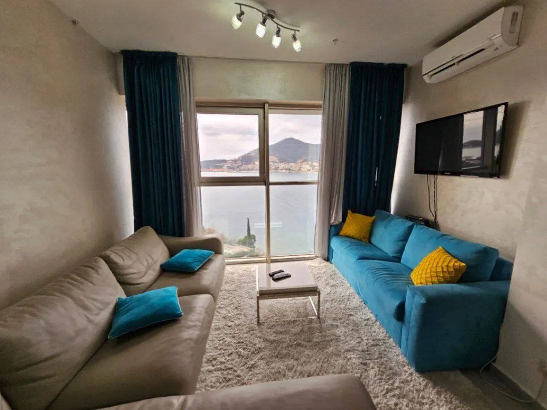 Квартира с 1 спальней в Будве, 45 м² 2