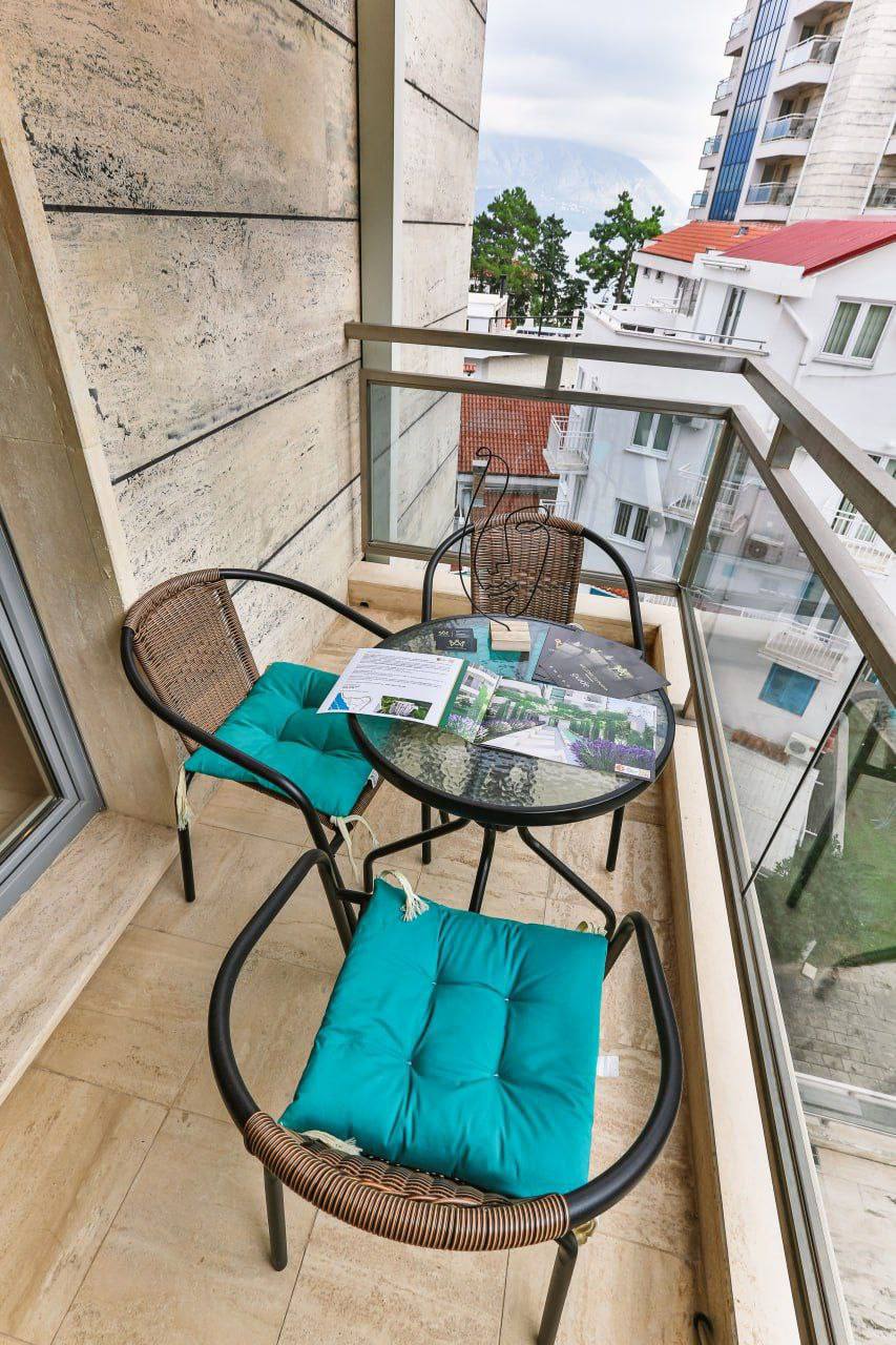 Квартира с 2 спальнями в Fontana, 76 м²