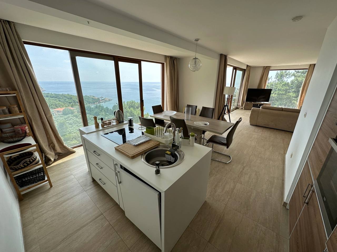 Квартира с 2 спальнями в Свети-Стефане, 110 м² 4