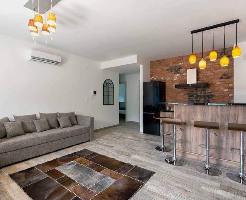 Квартира с 2 спальнями в Бечичи, 63 м²