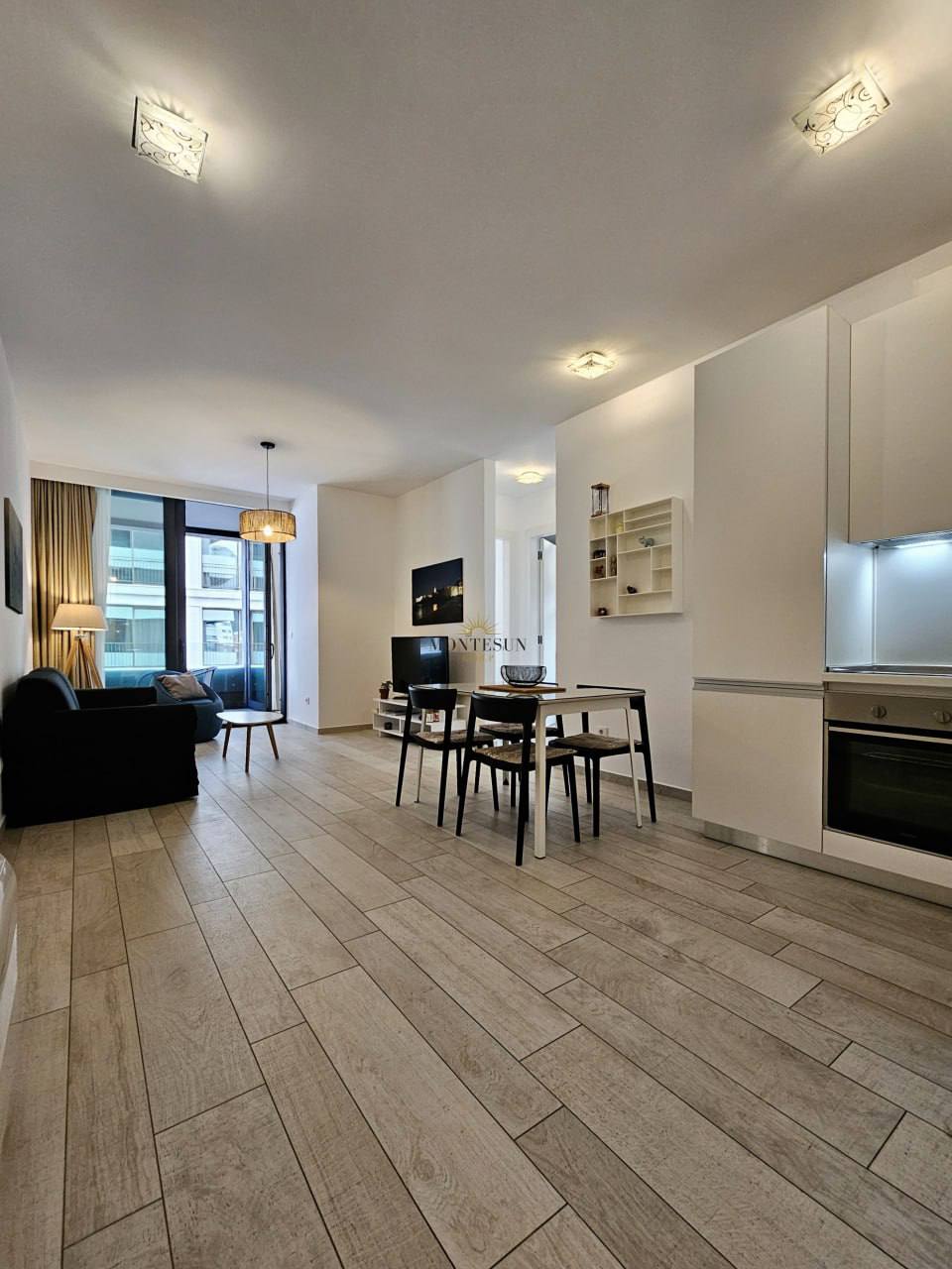 Квартира с 2 спальнями в Royal Gardens, 72 м² 3