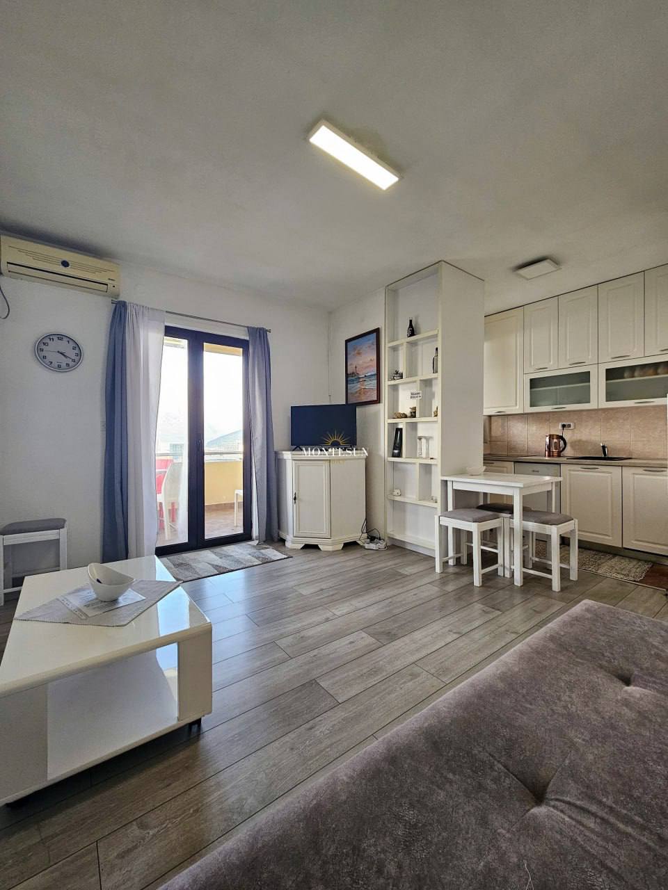 Квартира с 3 спальнями в Будве, 100 м²