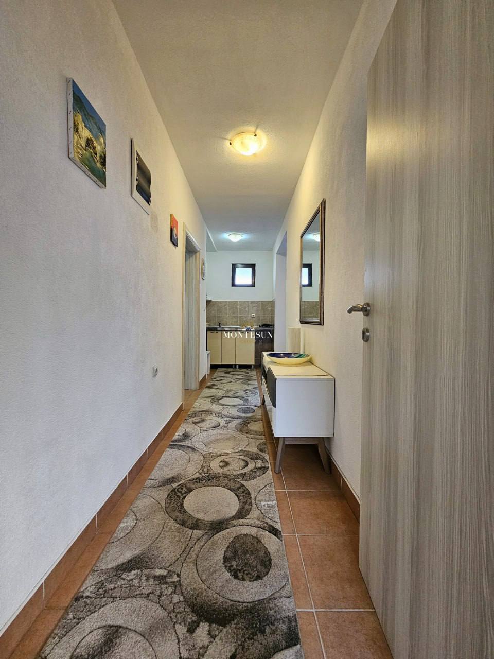 Квартира с 3 спальнями в Будве, 100 м² 4