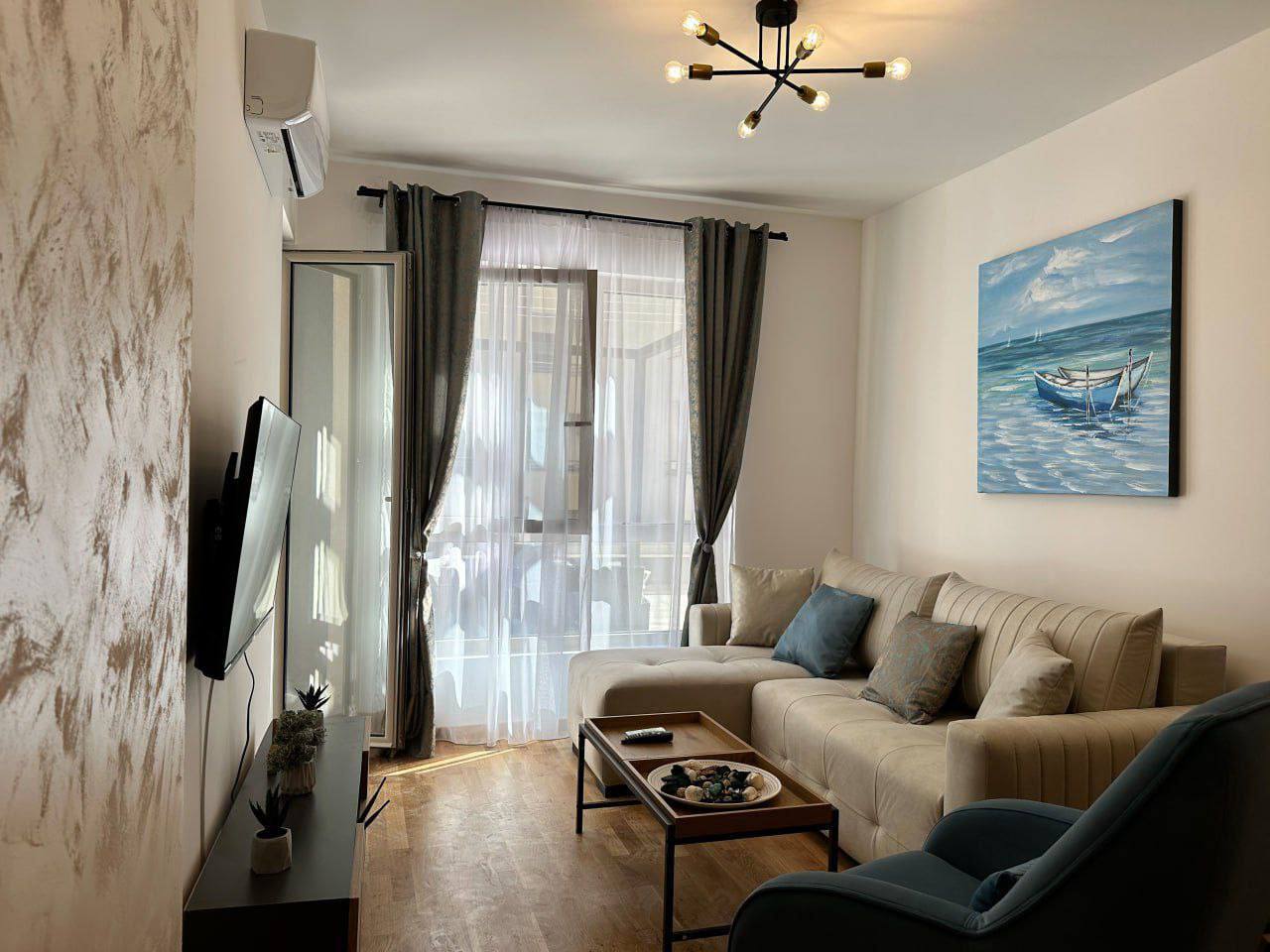 Квартира с 1 спальней в Бечичи, 45 м²