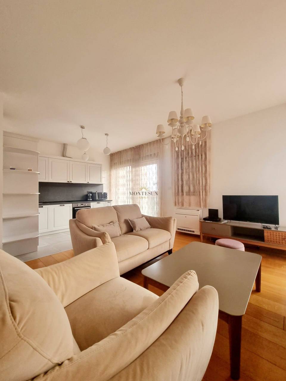 Квартира с 3 спальнями в 36 Blaža Jovanovića, 103 м² 2