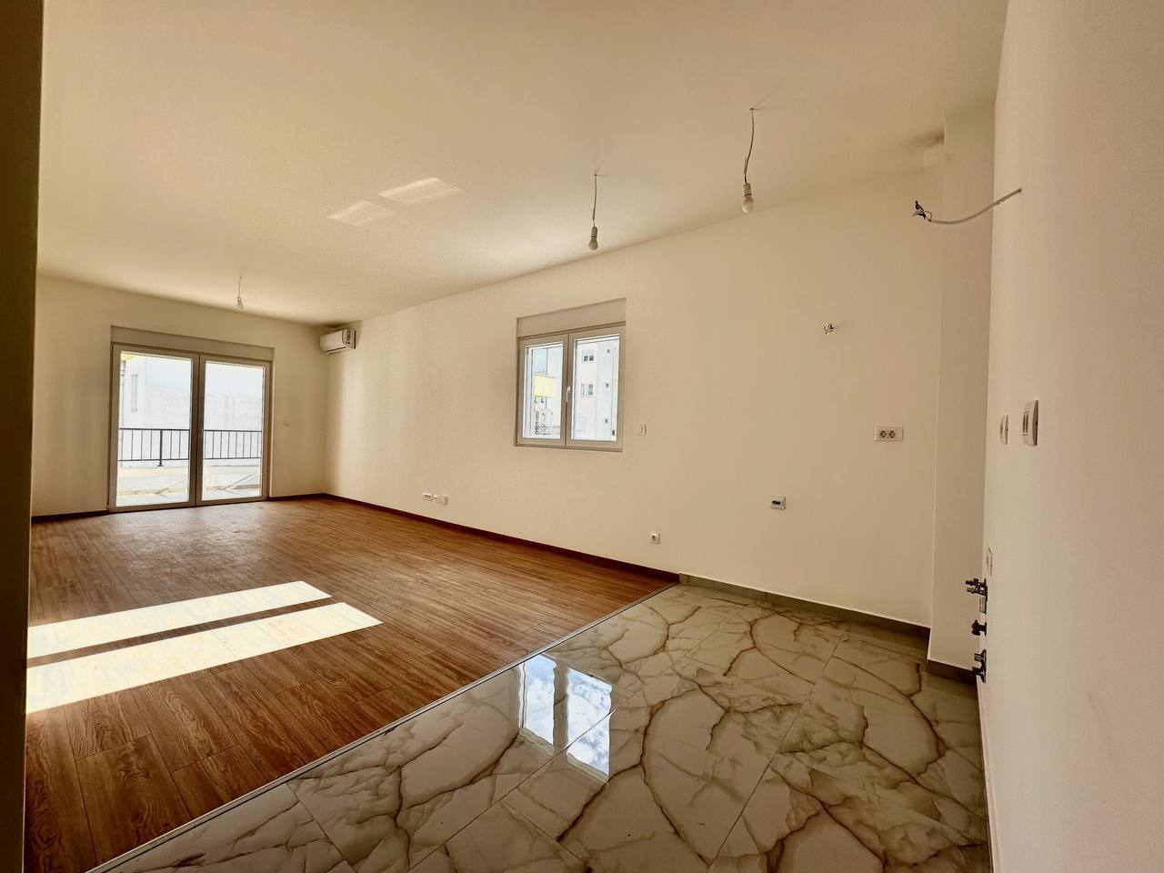 Квартира с 2 спальнями в Будве, 71 м²
