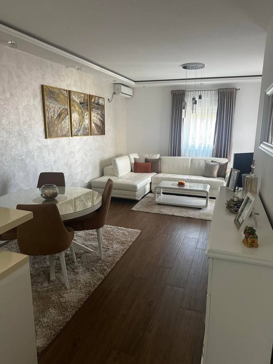 Квартира с 1 спальней в Лази, 48 м²