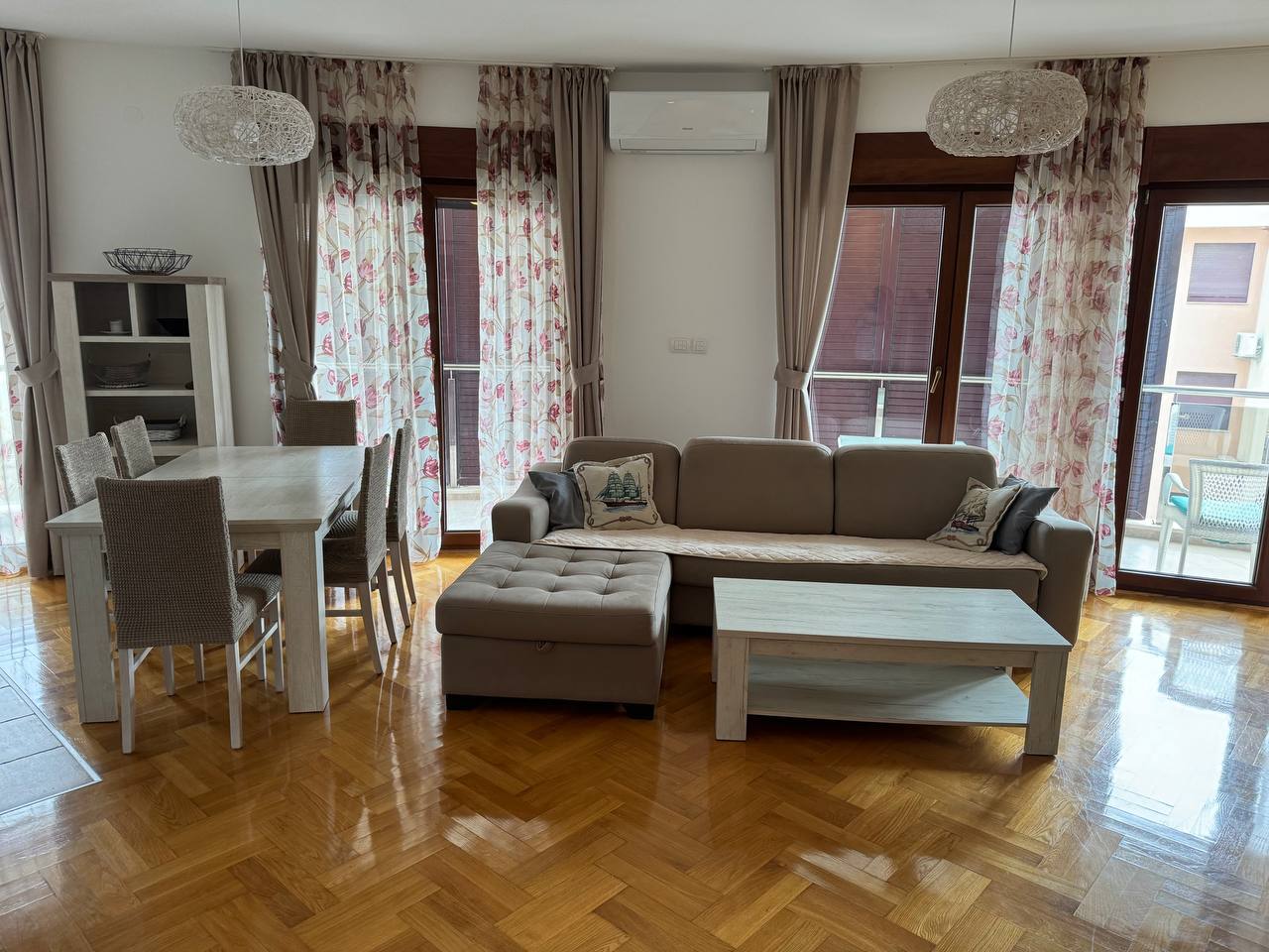 Квартира с 2 спальнями в Бечичи, 88 м² thumbnail 13
