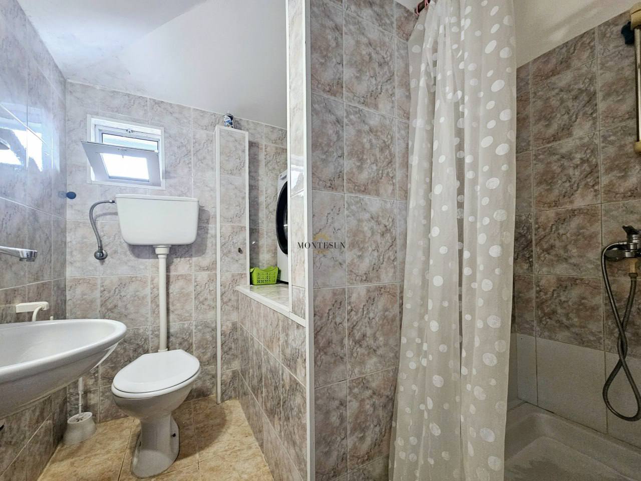Квартира с 1 спальней в Будве, 38 м² thumbnail 9