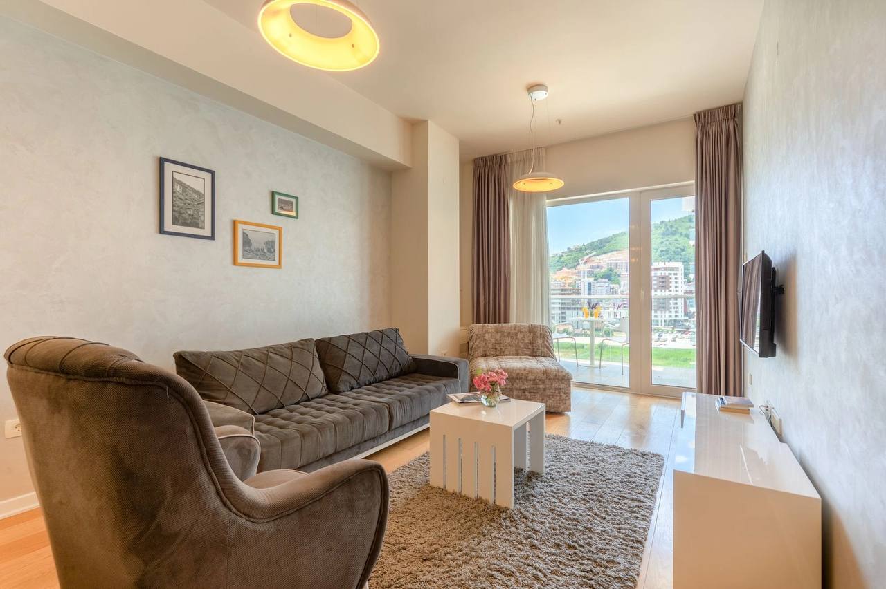 Квартира с 1 спальней в Tre Canne, 56 м²