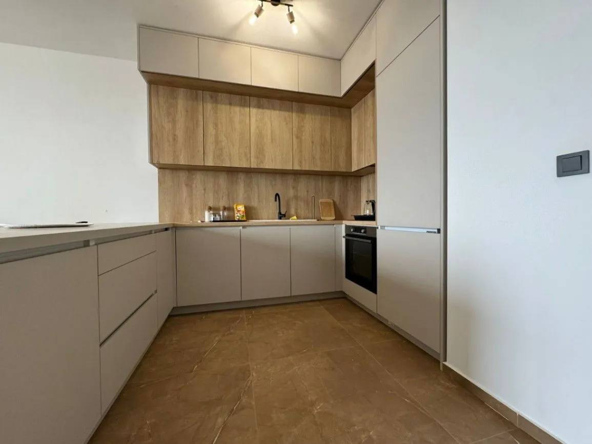Квартира с 2 спальнями в Свети-Стефане, 64 м² 2