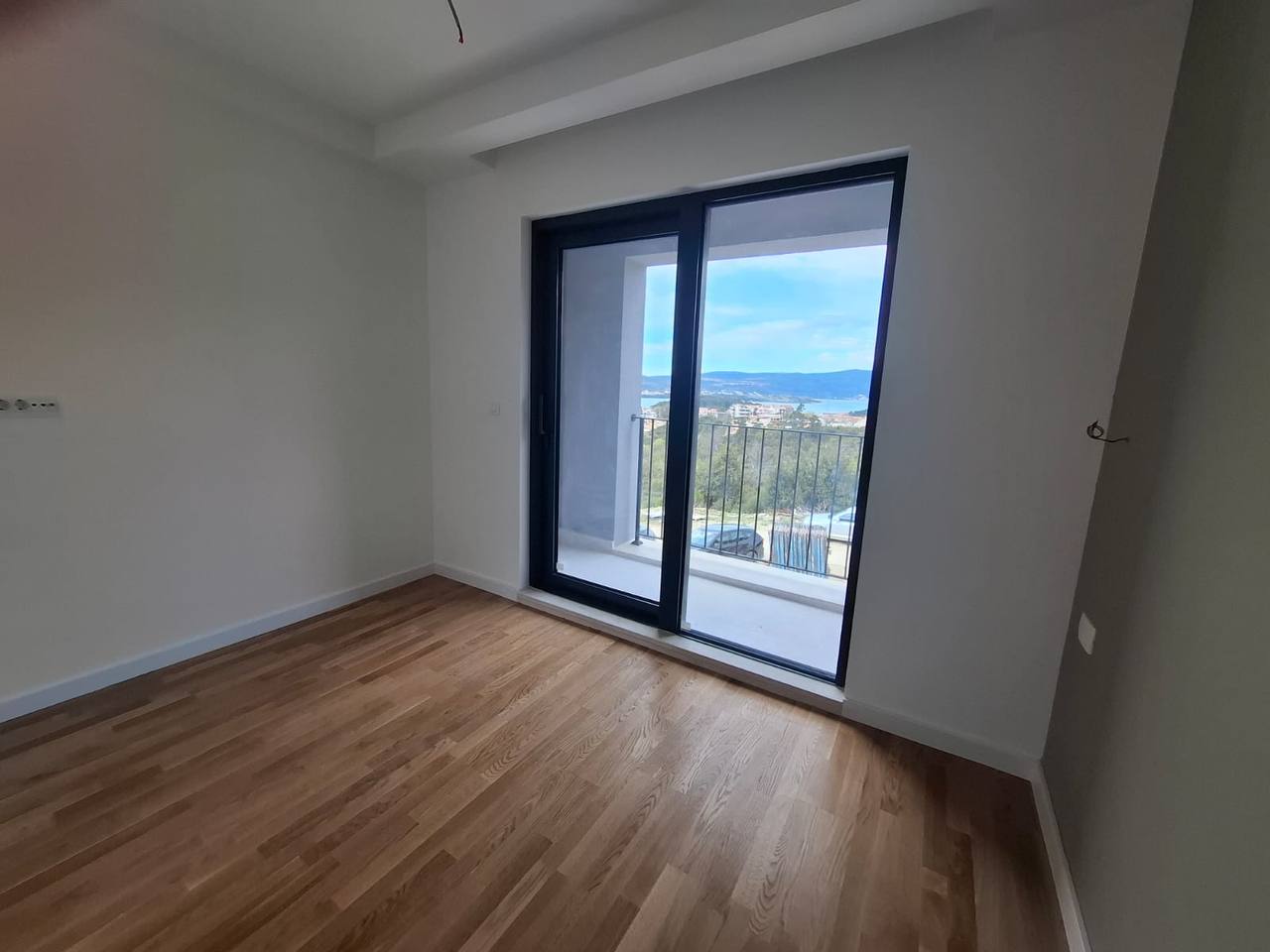 Вилла с 4 спальнями в Тивате, 250 м² thumbnail 21