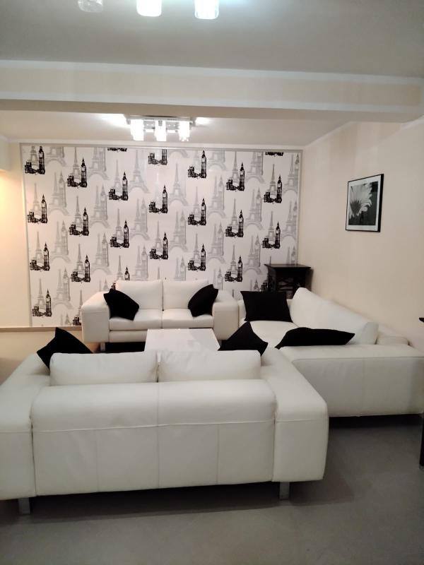 Квартира с 1 спальней в Будве, 72 м² 2