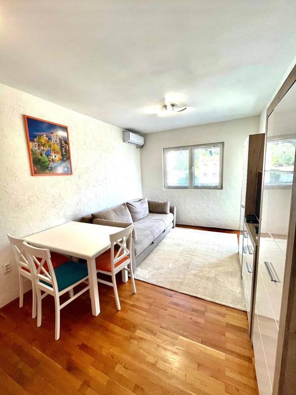 Квартира с 1 спальней в Бабин-До, 36 м²