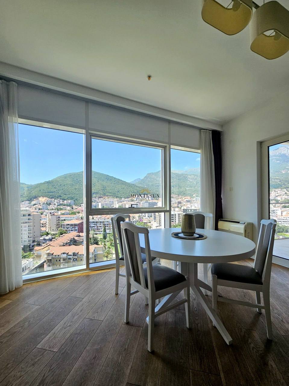 Квартира с 1 спальней в Tre Canne, 70 м²