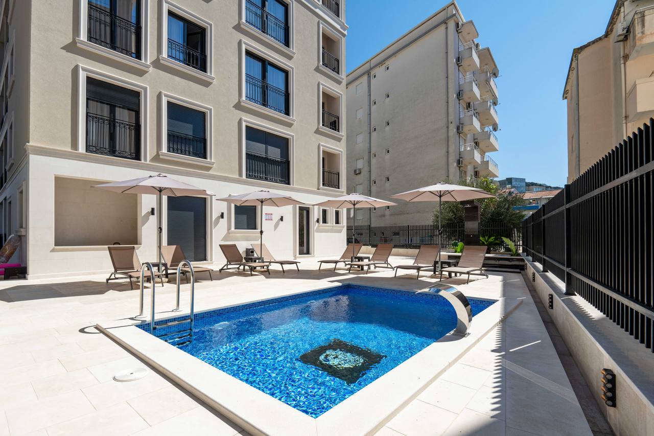 Квартира с 1 спальней в Бечичи, 34 м²