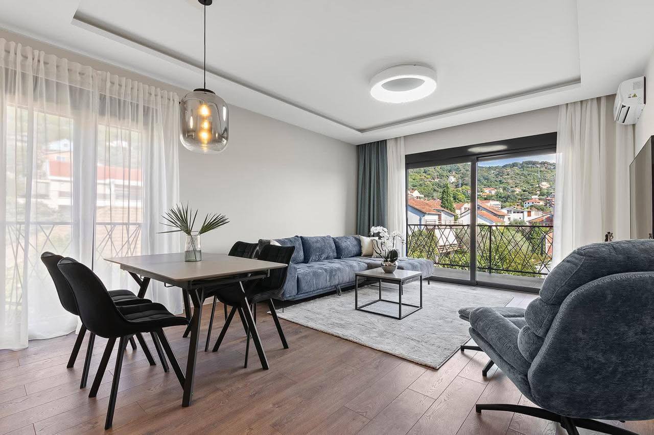 Квартира с 3 спальнями в Porto Montenegro, 81 м²