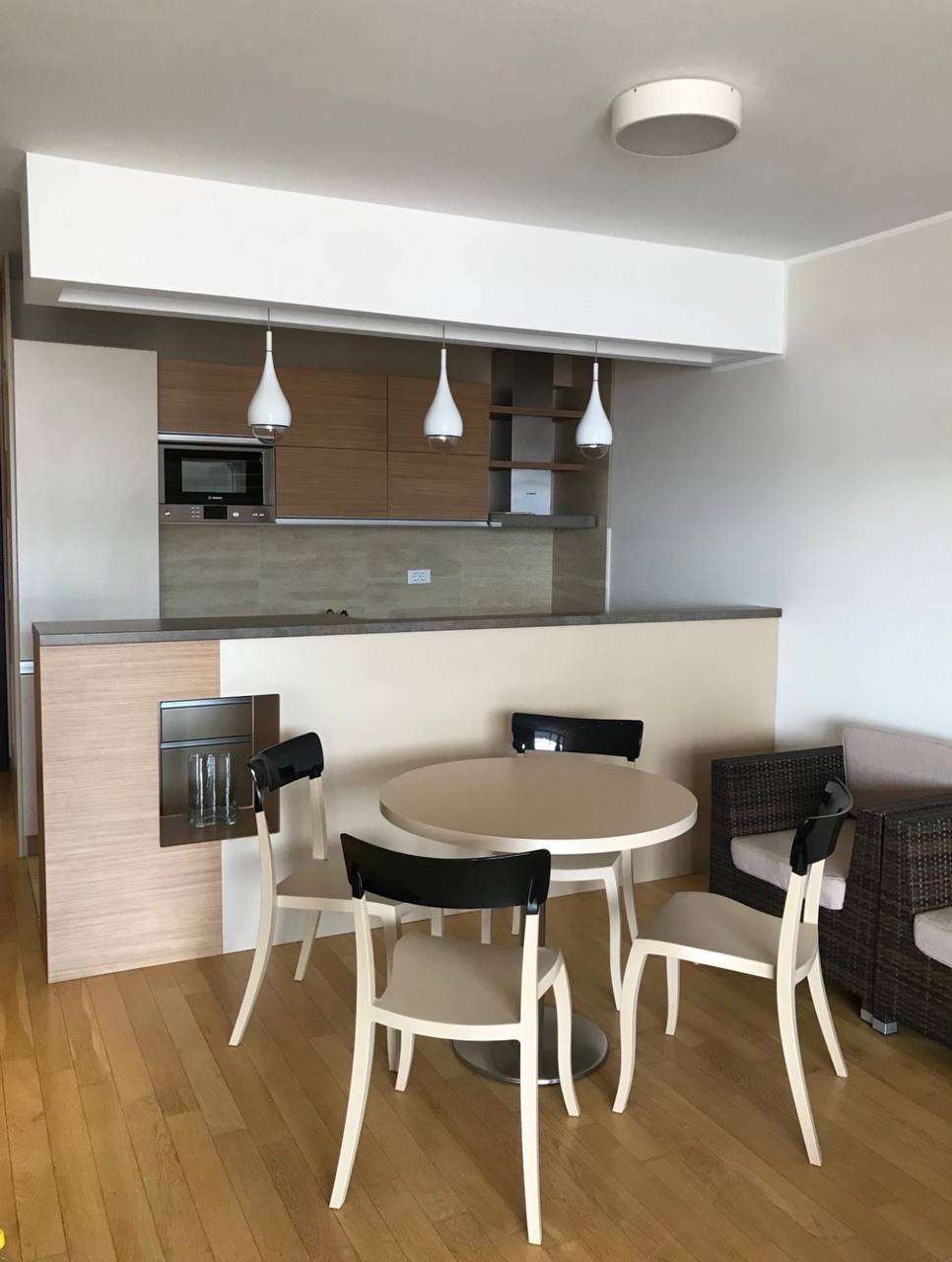 Квартира с 2 спальнями в Будве, 92 м²